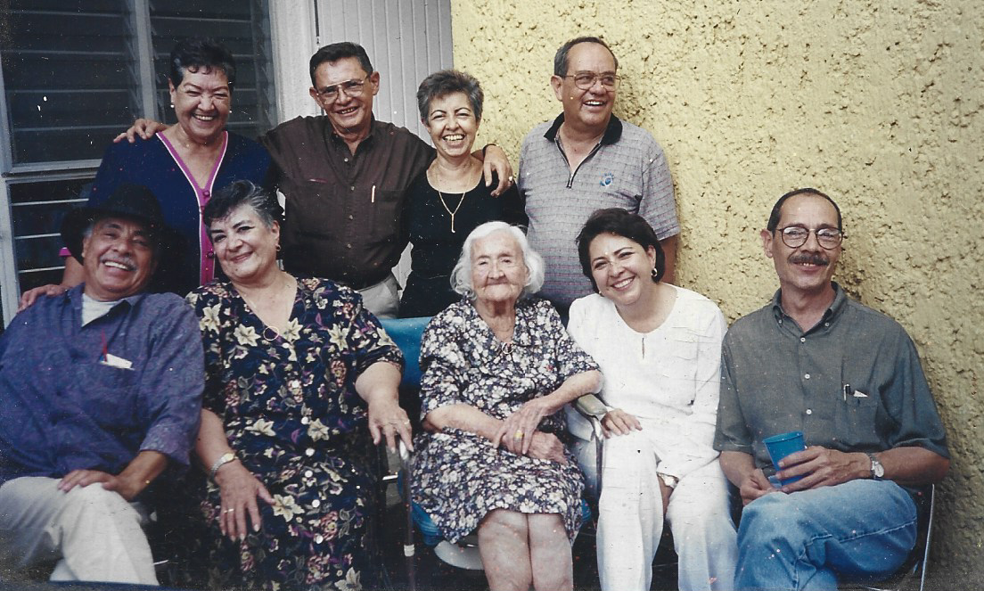 Fotografía familiar de los Cuevas